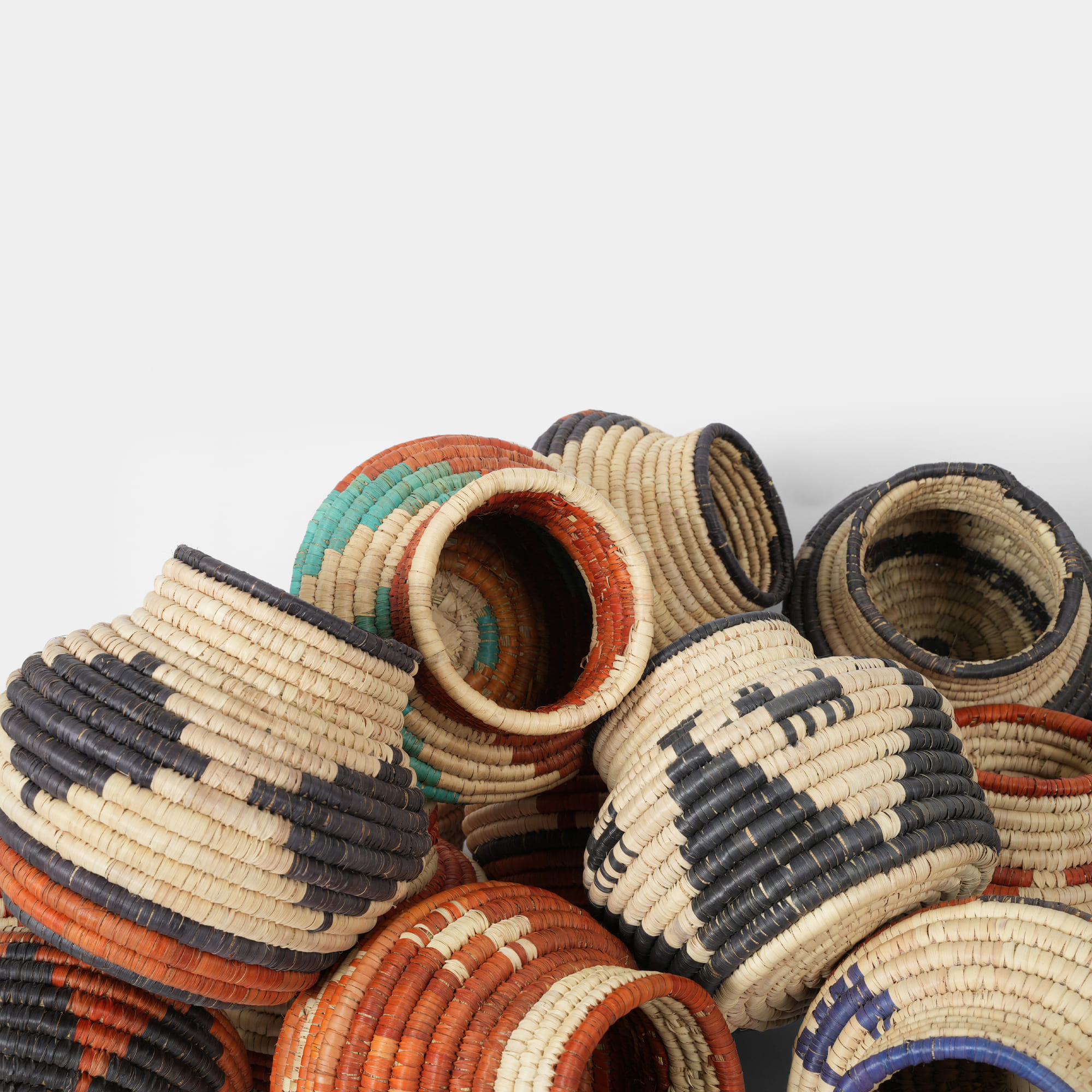 HAND WOVEN OLLA BASKETS (NJGU)